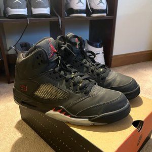Air Jordan 5 Retro - Raging Bull 3M